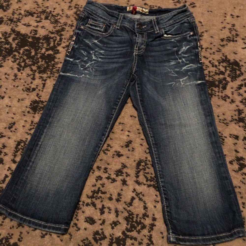 Culture Stretch Cropped Jeans